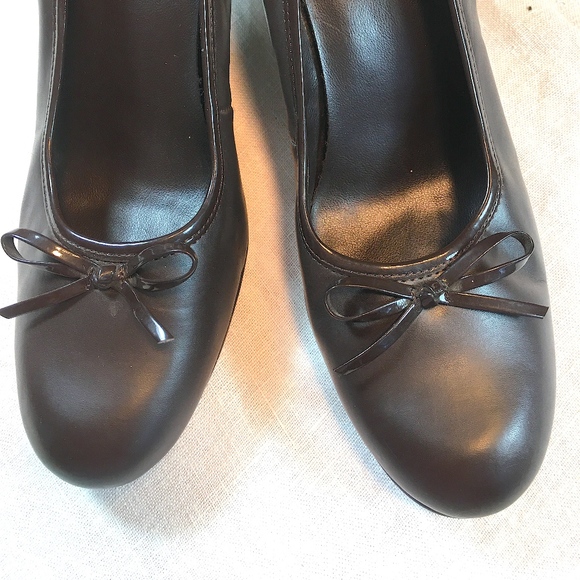 Predictions Deep Brown Heels size 8 - Picture 2 of 7